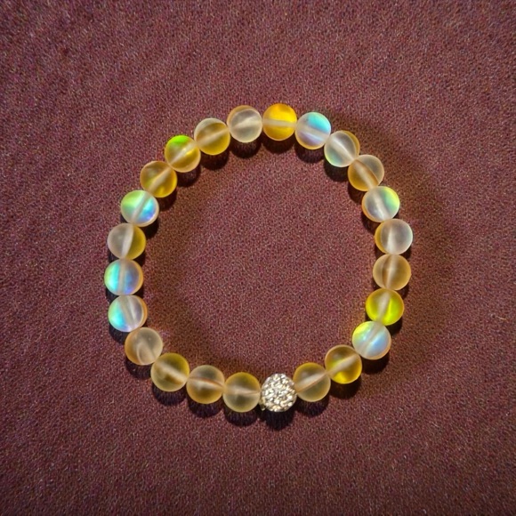 Jewelry - Elegant Gold and Silver Beaded Bracelet